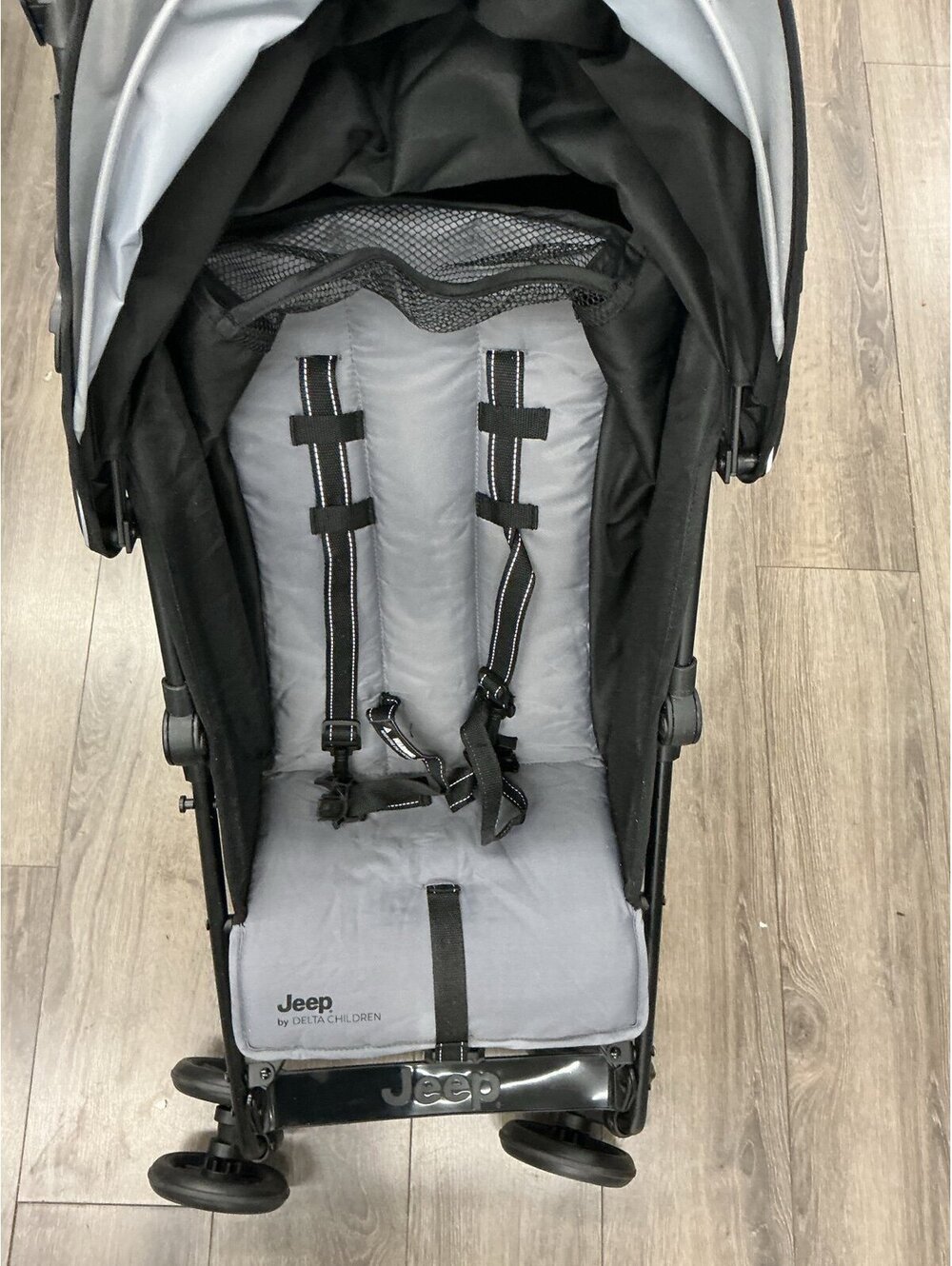 Jeep by Delta Children Lightweight Stroller - Picture 3 of 10